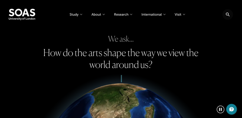 Page d'accueil de la SOAS montrant un globe terrestre sur fond noir.